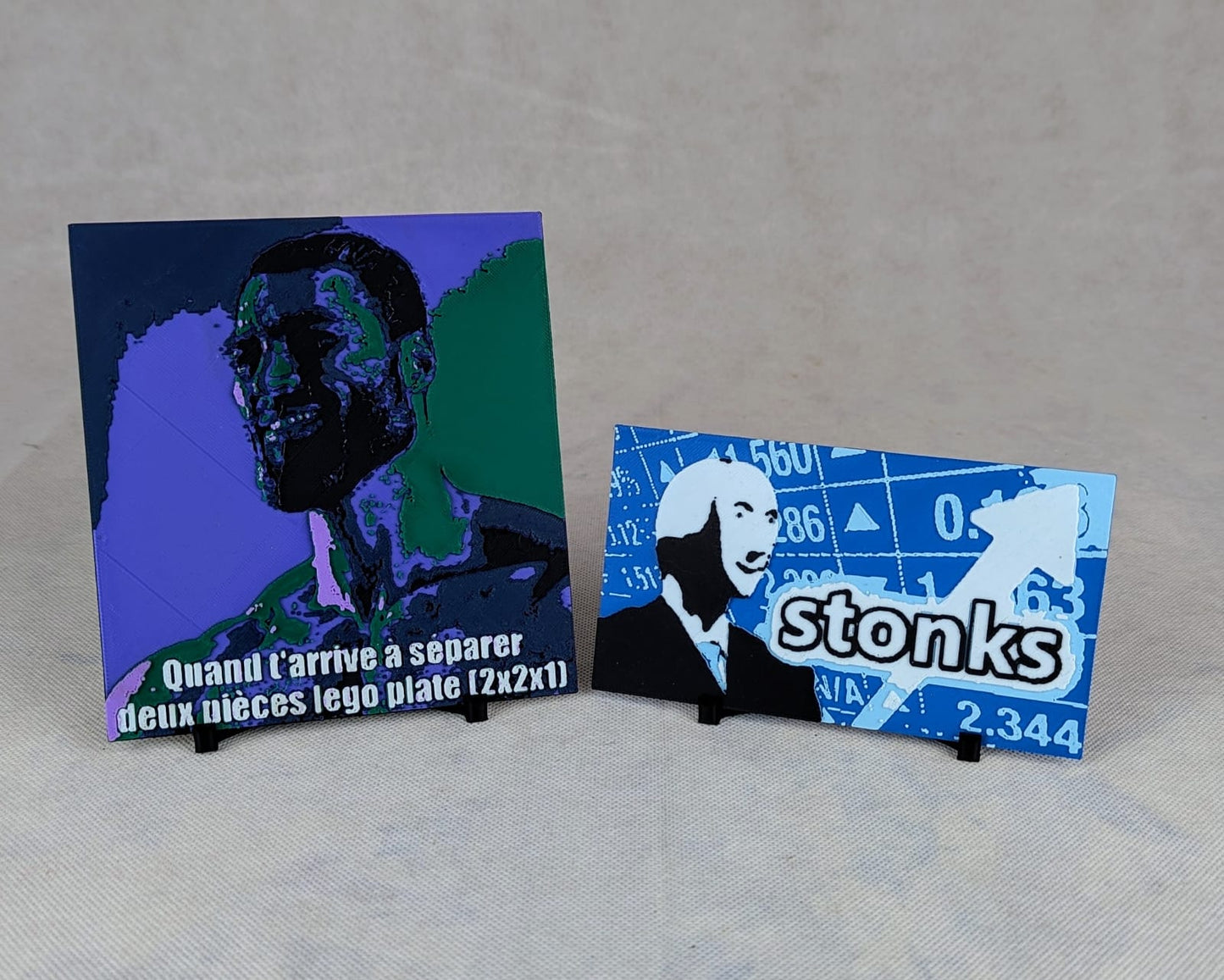 Mèmes internet en couleur personnalisé Chad et Stonks