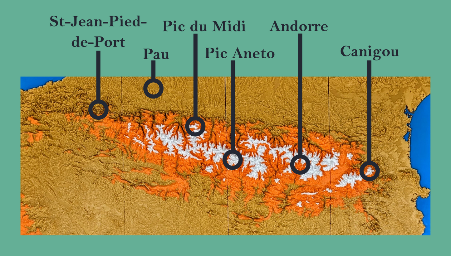 Légende de la carte en 3d relief des Pyrénées avec Saint-jean-Pied-de-Port, la ville de Pau, le Pic du Midi, le Pic Aneto, la principauté d'Andorre et le Canigou